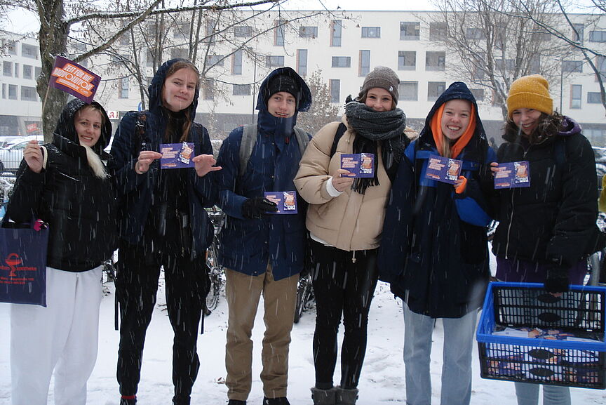 2023-12-04_Zintsterne.jpg v