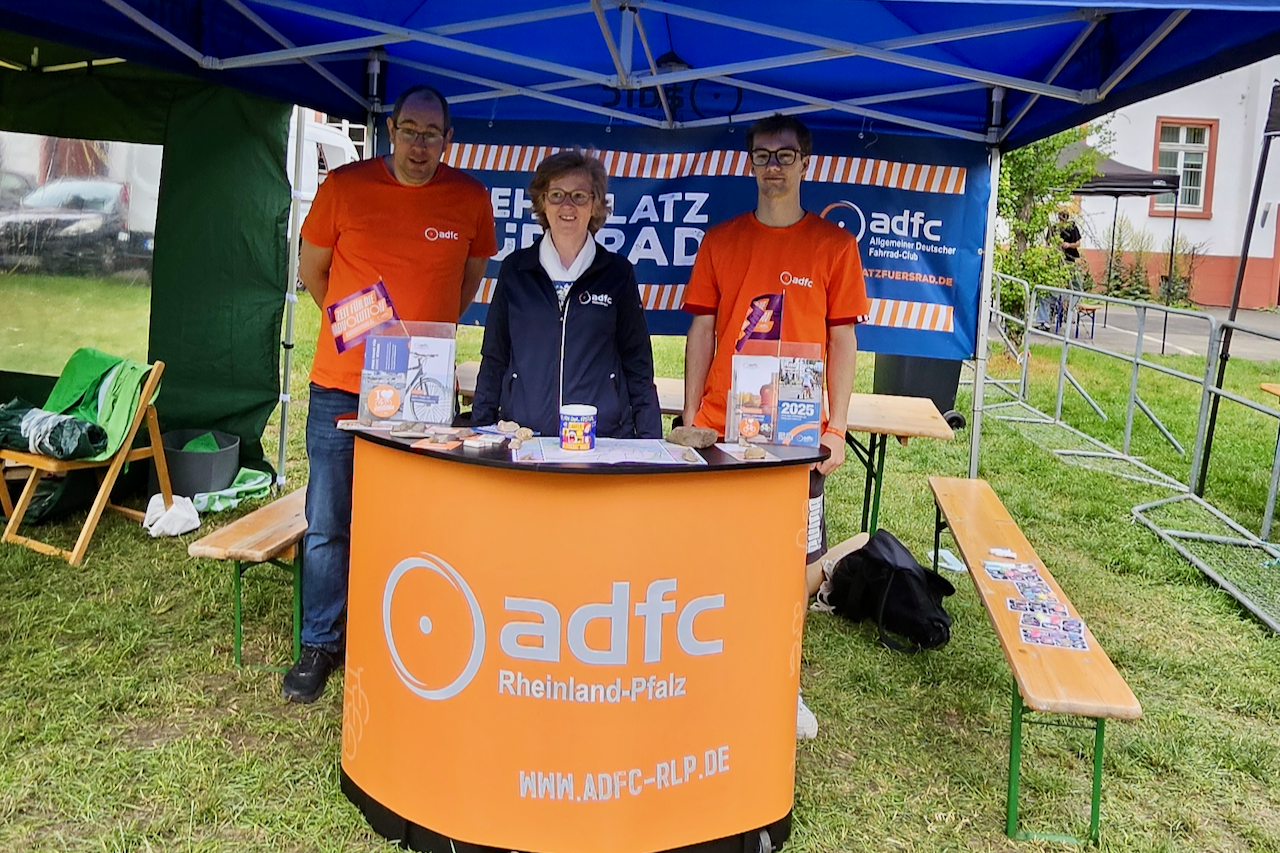 Unser Infostand beim Open Ohr Festival auf der Zitadelle